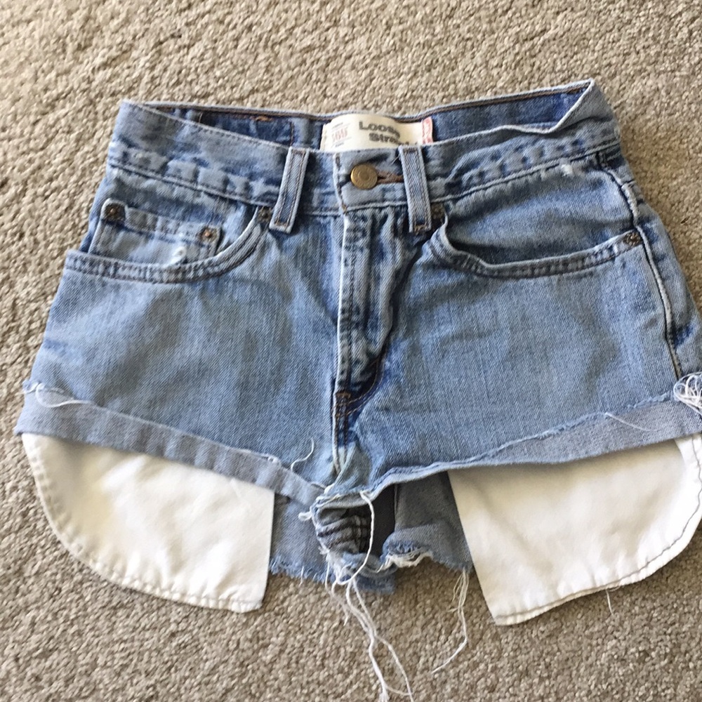 Levi’s Loose Straight Jean shorts